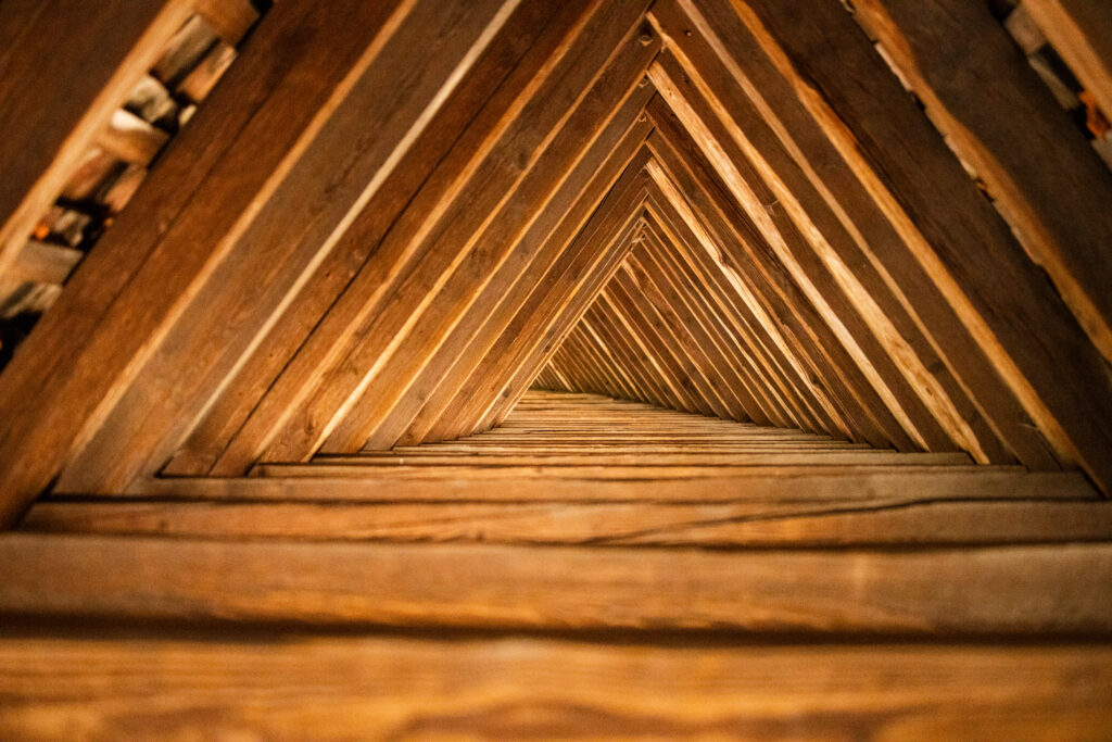 A view of the timber roof supports above the walkway of the Rothenburg ob der Tauber wall.